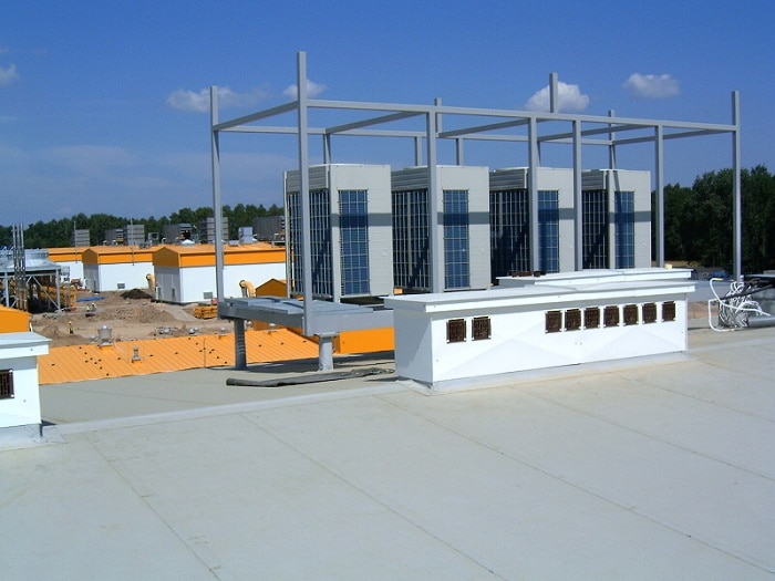 Klimatyzatory - jednostki zewnętrzne na dachu